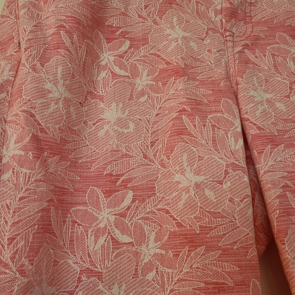 Tommy Bahama Denim Boardwalk Pink Floral 15" Clamdigger Shorts Size 30 - Picture 5 of 12